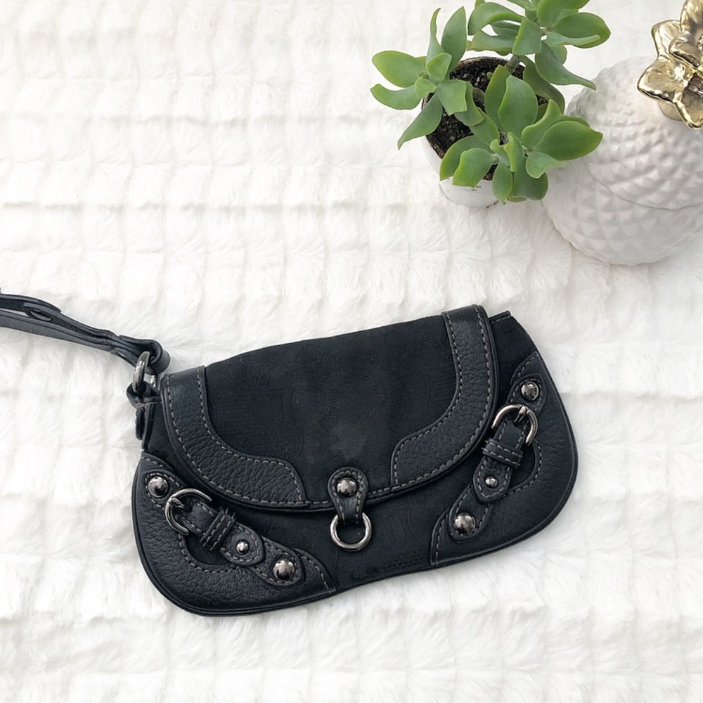 Juicy Couture Wristlet Clutch